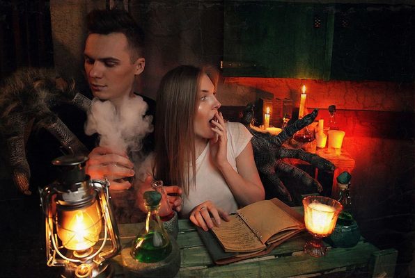 How should I solve puzzles in escape rooms?