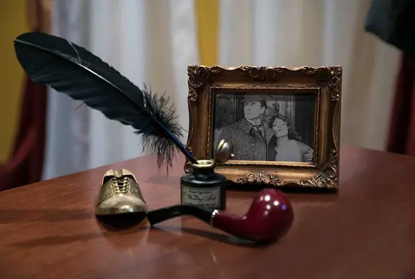 Sherlock's Study (Escape Room 831) Escape Room