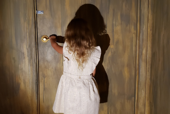 Nora's Nightmare (Puzzling Escape) Escape Room