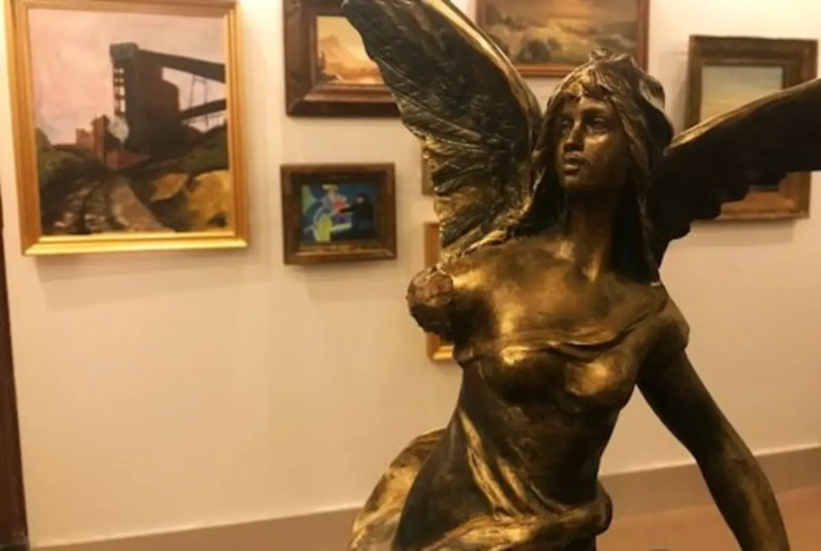 Escape the Museum Heist