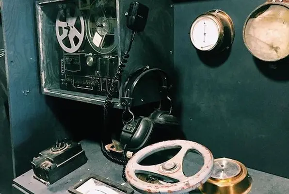 Submarine (Escape Team) Escape Room