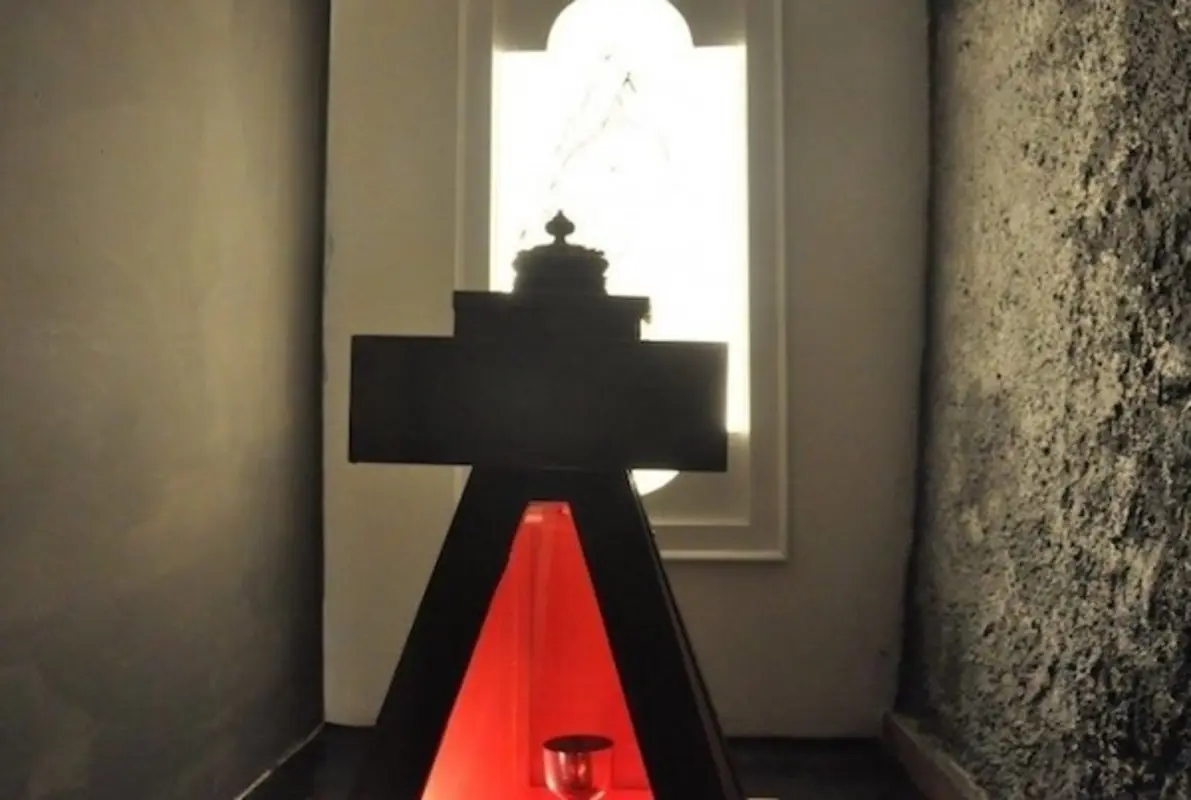 Secret of Tomb