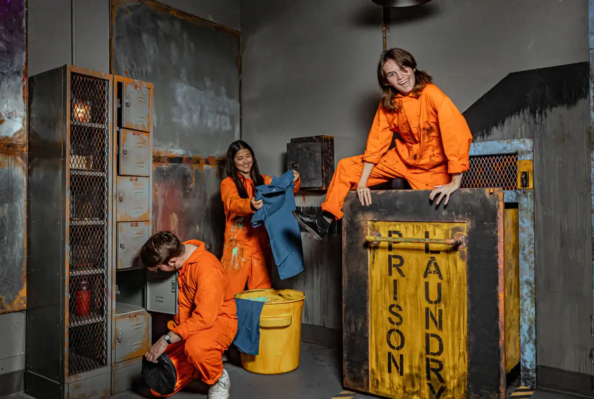 Prisoner 17 (Labyrinth Escape Games) Escape Room