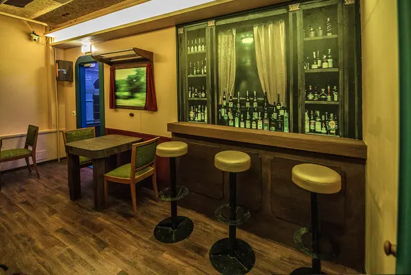 Idän Pikajuna (Trap Factory) Escape Room
