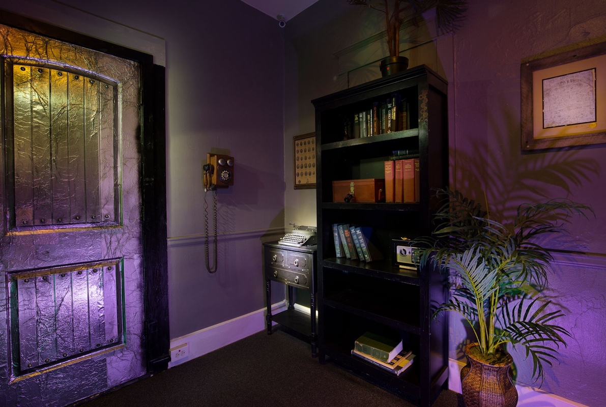 The Pink Panther (Mystic Escape Room) Escape Room
