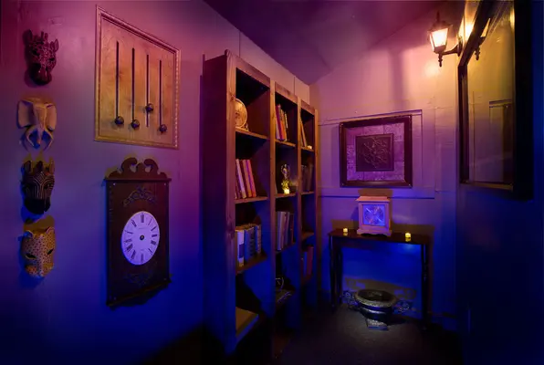 The Amulet of Time (Mystic Escape Room) Escape Room