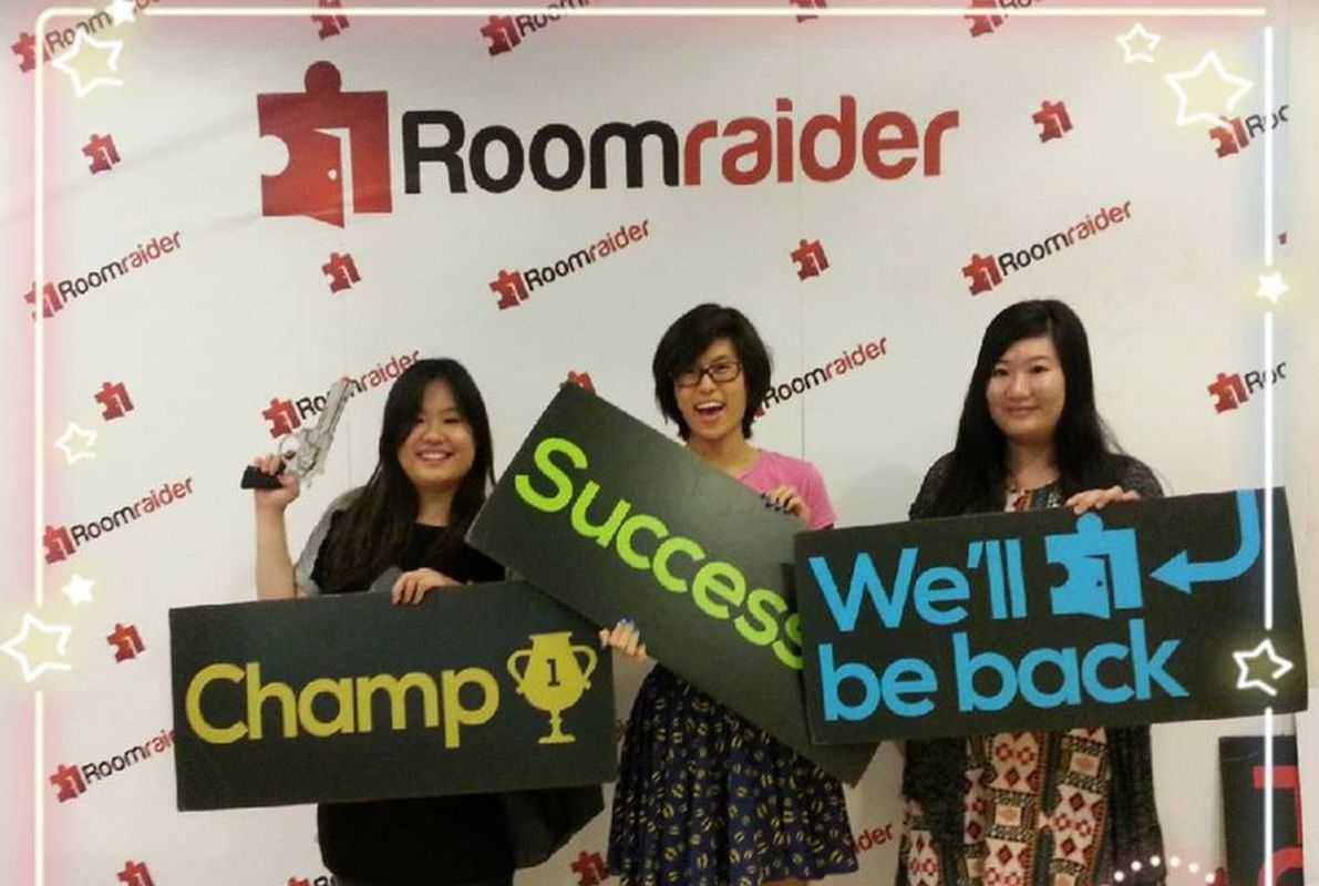 Dark Mansion (Roomraider) Escape Room