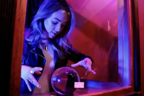 Freakshow: The Mystery of Madame Leblanc (Ingenious Escape Rooms) Escape Room