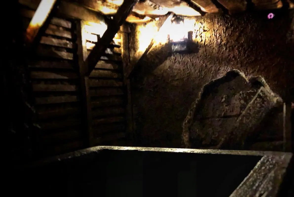 Jäger des verlorenen Schatzes (Escape Stories) Escape Room
