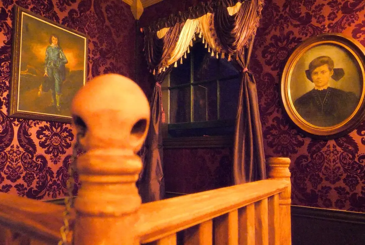 The Poe Adventure (The Secret Chambers) Escape Room