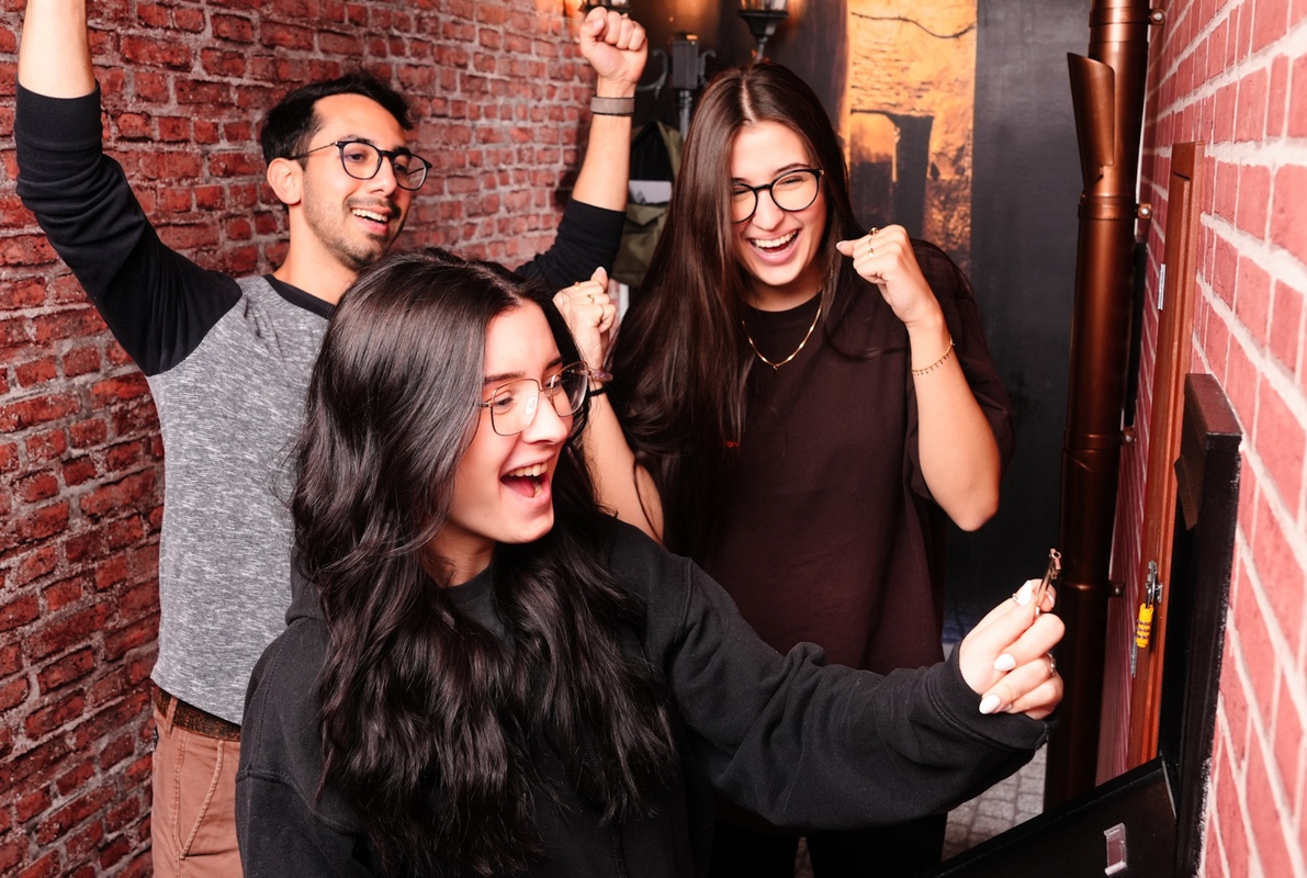 Double Agent (AdventureRooms Zürich) Escape Room