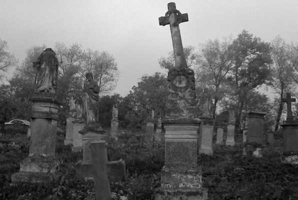 Creepy Cemetery (PanIQ Entertainment) Escape Room