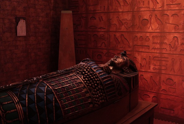 The Egyptian Tomb (Clue Chase) Escape Room