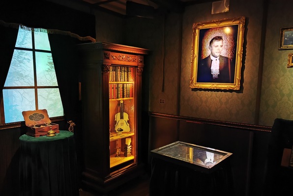Haunted Hotel (The Codex) Escape Room