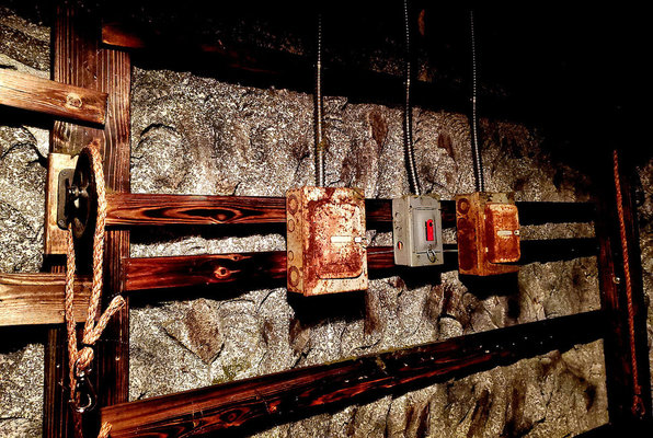 Wolf Creek Mine (The Ocala Escape) Escape Room