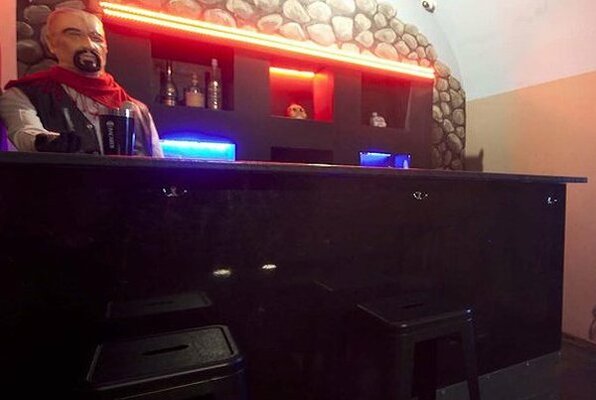 Vampīru bārs (Escape.lv) Escape Room