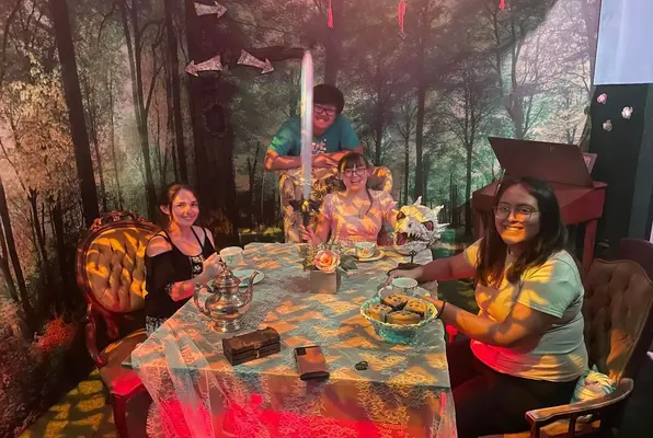Adventures in Wonderland (Wondermore Escape Adventures) Escape Room