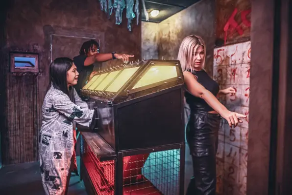 Psycho (No Way Out - escape room Dubai) Escape Room