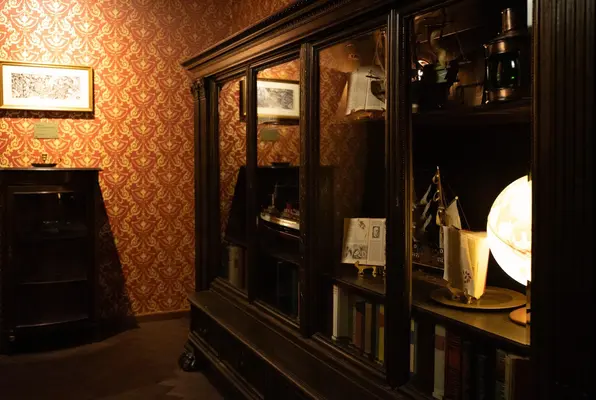 Vererbtes Doppelleben (pause & play) Escape Room