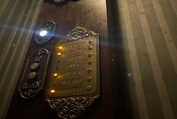 Nightmare Hotel (Mission: Escape) Escape Room