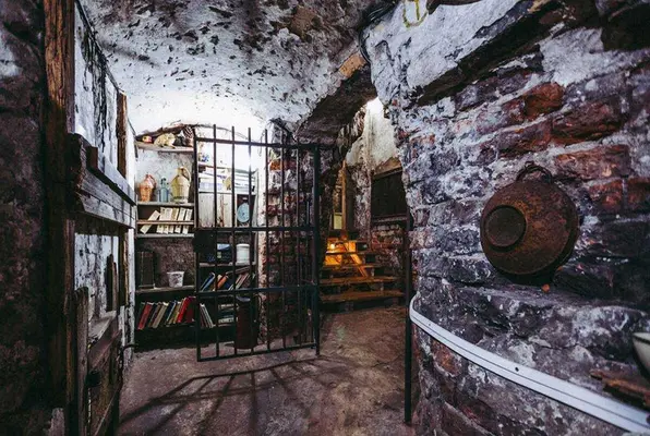 Zona Z (The Quests) Escape Room