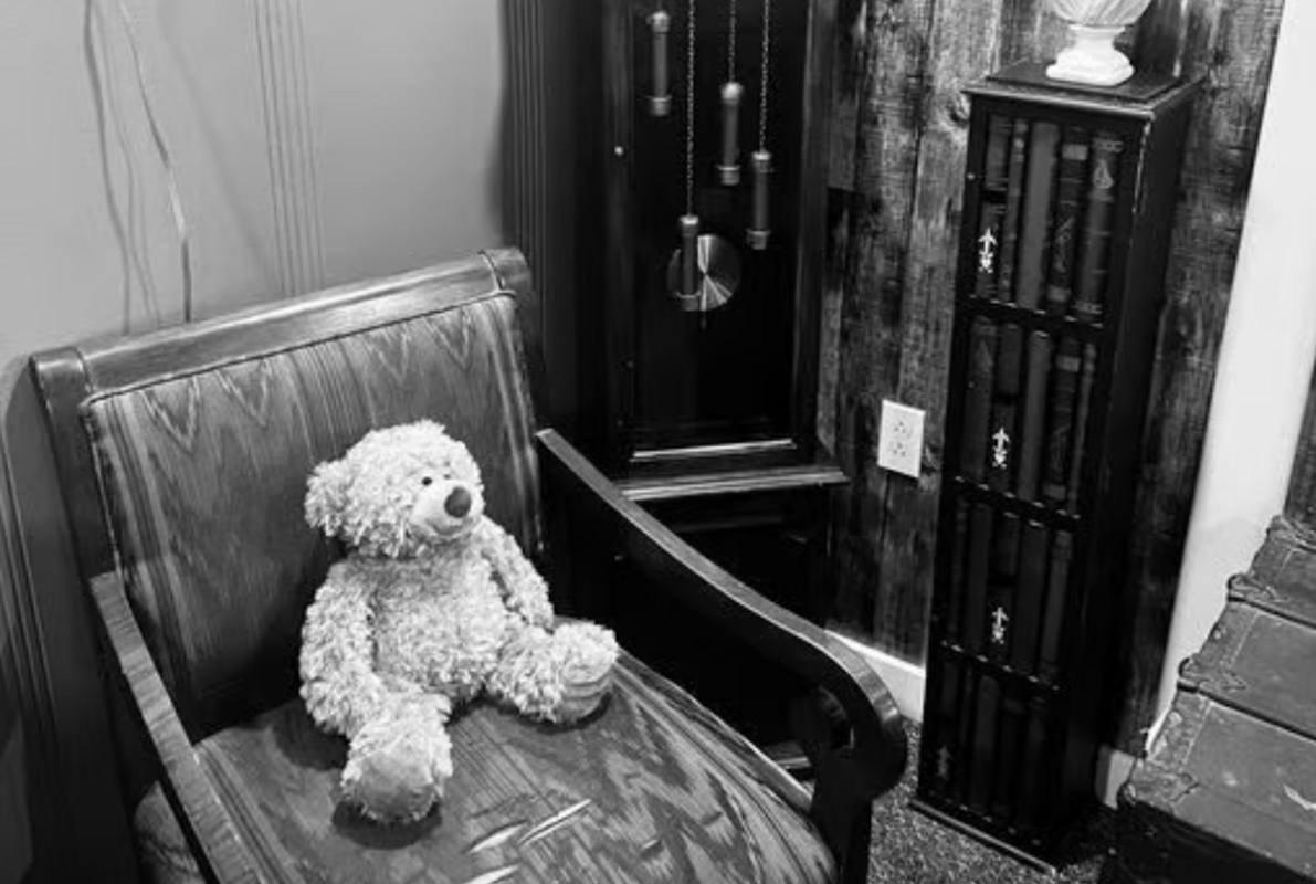 Gramma's Attic (The Art of Escape) Escape Room