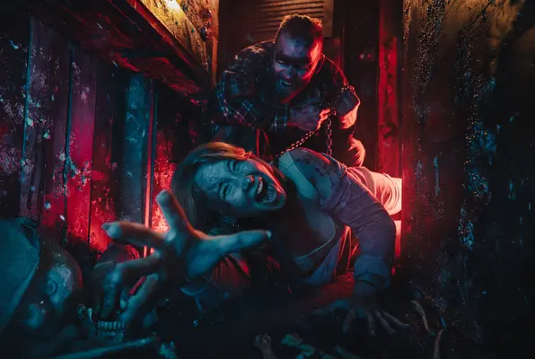 Wrong turn [Nirgendwo] (ROOM Escape Room) Escape Room