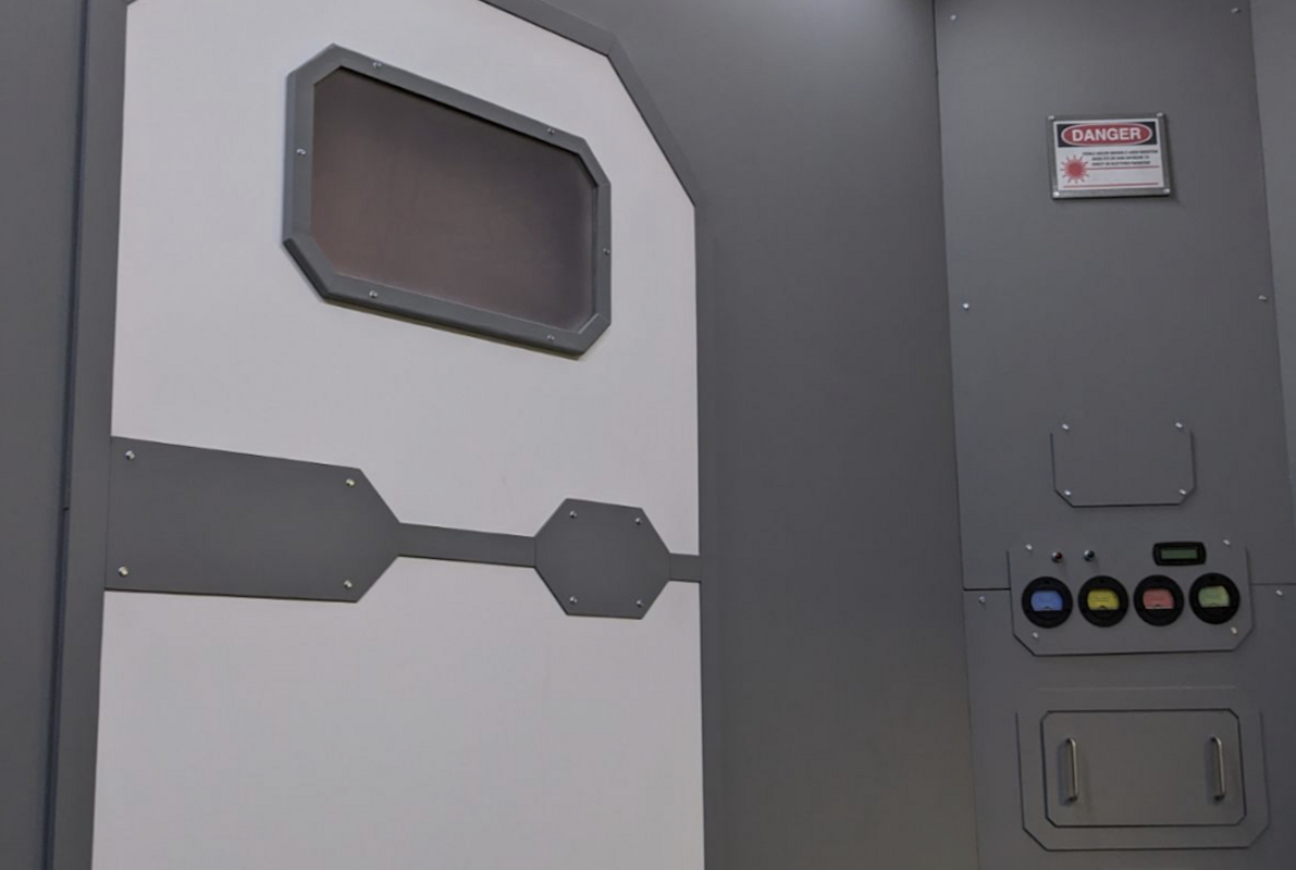 Caper in the Escape Room (Solve Escape Rooms) Escape Room