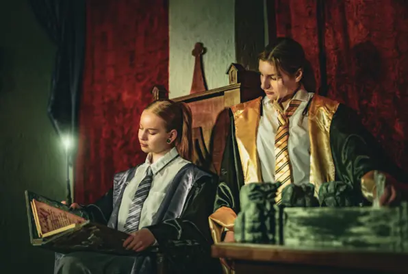 Harrys Zauberschule (Black Room) Escape Room