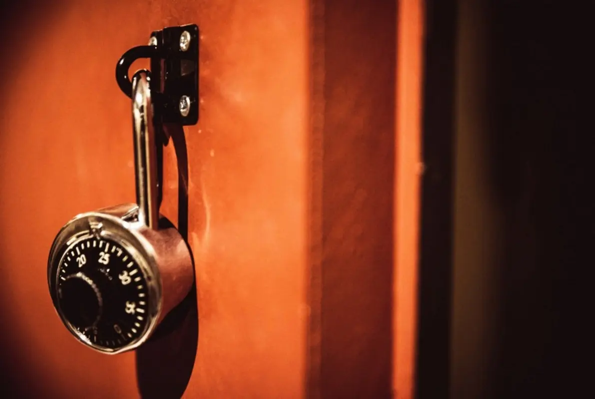 Lost statues of Knossos (Athens Clue) Escape Room