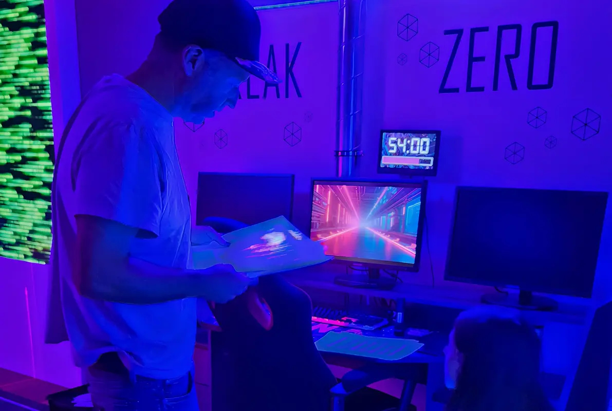 Freak Zero (Escape Factory) Escape Room