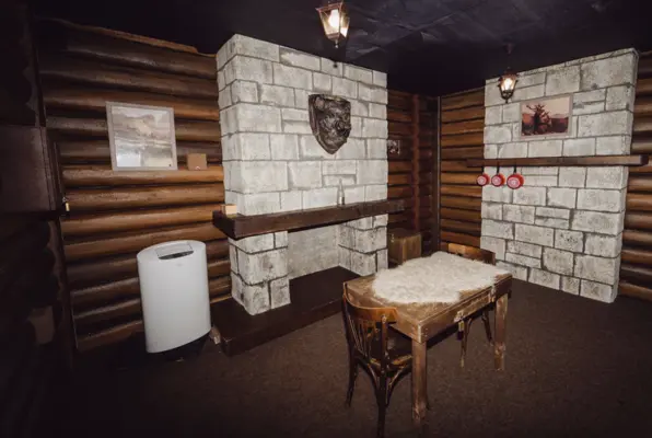 Hunter's Lodge
