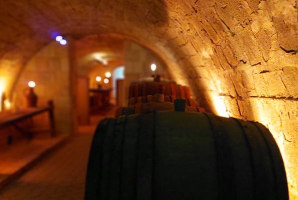 A Borospince Titka (Szabortázs szabadulószoba) Escape Room