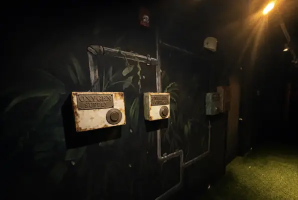 Little Greenhouse of Horrors (MindEscape) Escape Room