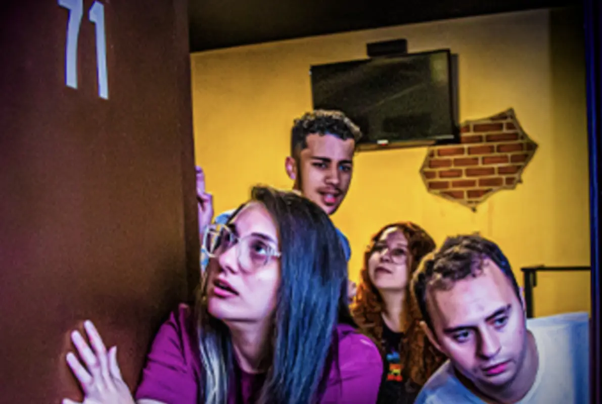 Bruxa do 71