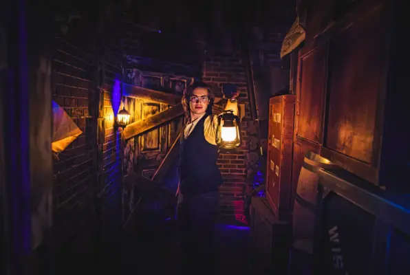 Sherlock Holmes and the Doomsday Device (Labyrinth Escape Games) Escape Room