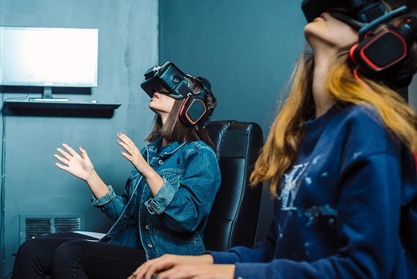 VR Cosmos Game (Maze Rooms) Escape Room