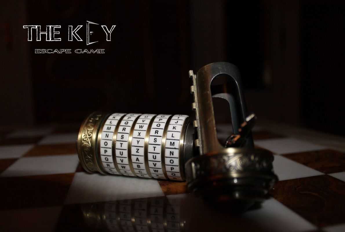 Illuminatis Boudoir (The KEY - Escape Game) Escape Room