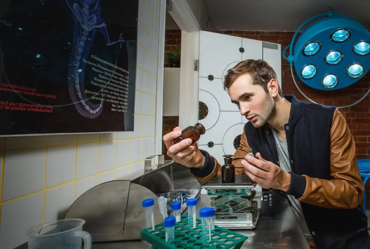 The LAB: Mission «Destroy» (Claustrophobia) Escape Room