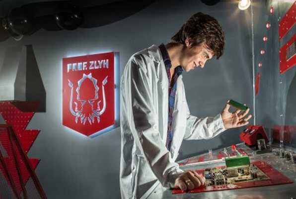 Dr. Demented (Claustrophobia) Escape Room