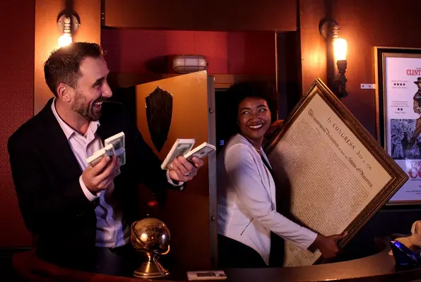 The Ultimate Heist (Clue Chase) Escape Room