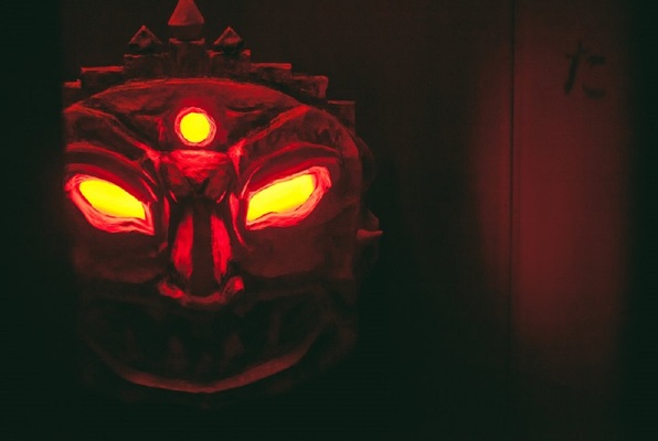 Maze of Hakaina (Komnata Quest) Escape Room