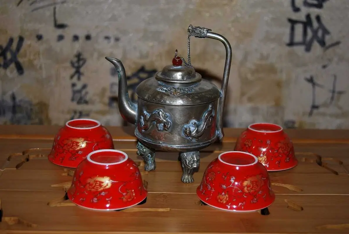 Hex of the Chinese Jewelry Box (Komnata Quest NYC) Escape Room