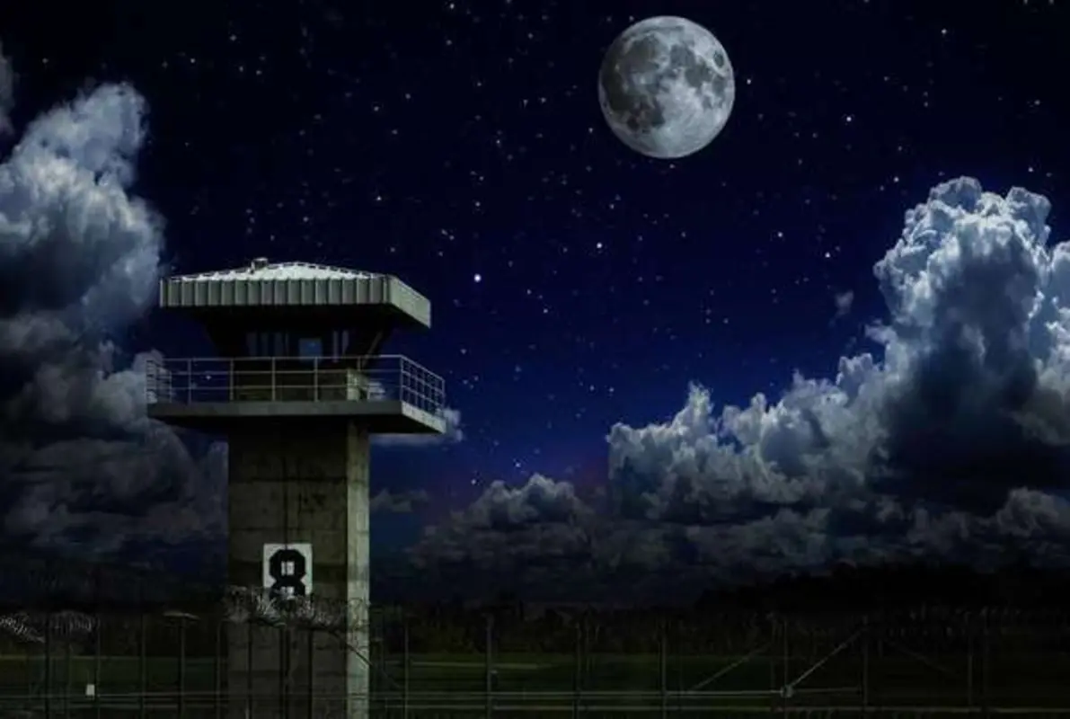 Prison Break - Walk the Mile
