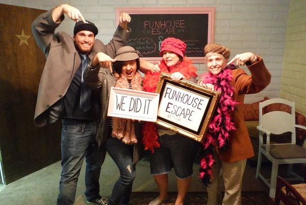 The Stage Manager’s Office (Funhouse Escape) Escape Room