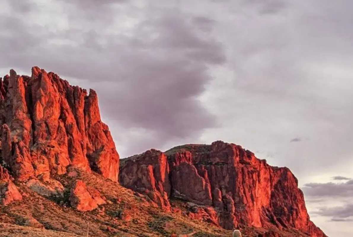 Puzzles of Superstition Mountains
