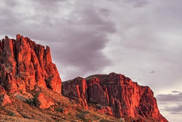 Puzzles of Superstition Mountains (The Crypt Escape Rooms) Escape Room
