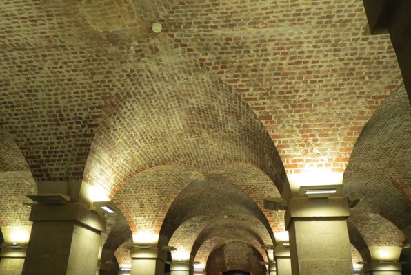 Crypt (Escaping the Square) Escape Room