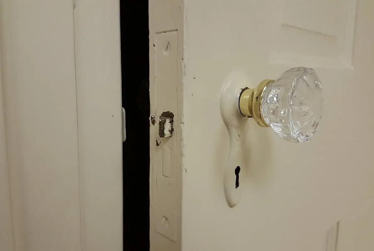 A Trip to the Asylum (Red Herring Escape Rooms) Escape Room
