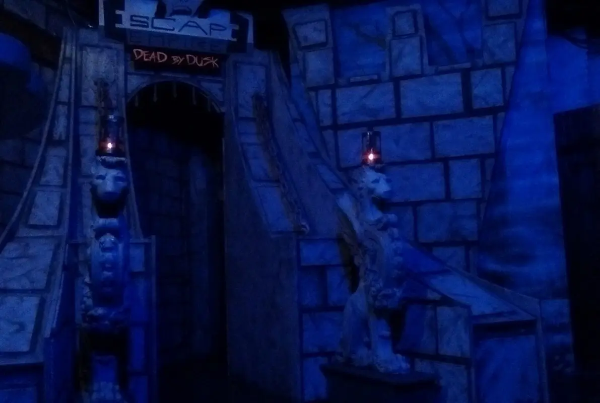 Dead by Dusk: Escape from Castle Dracula
